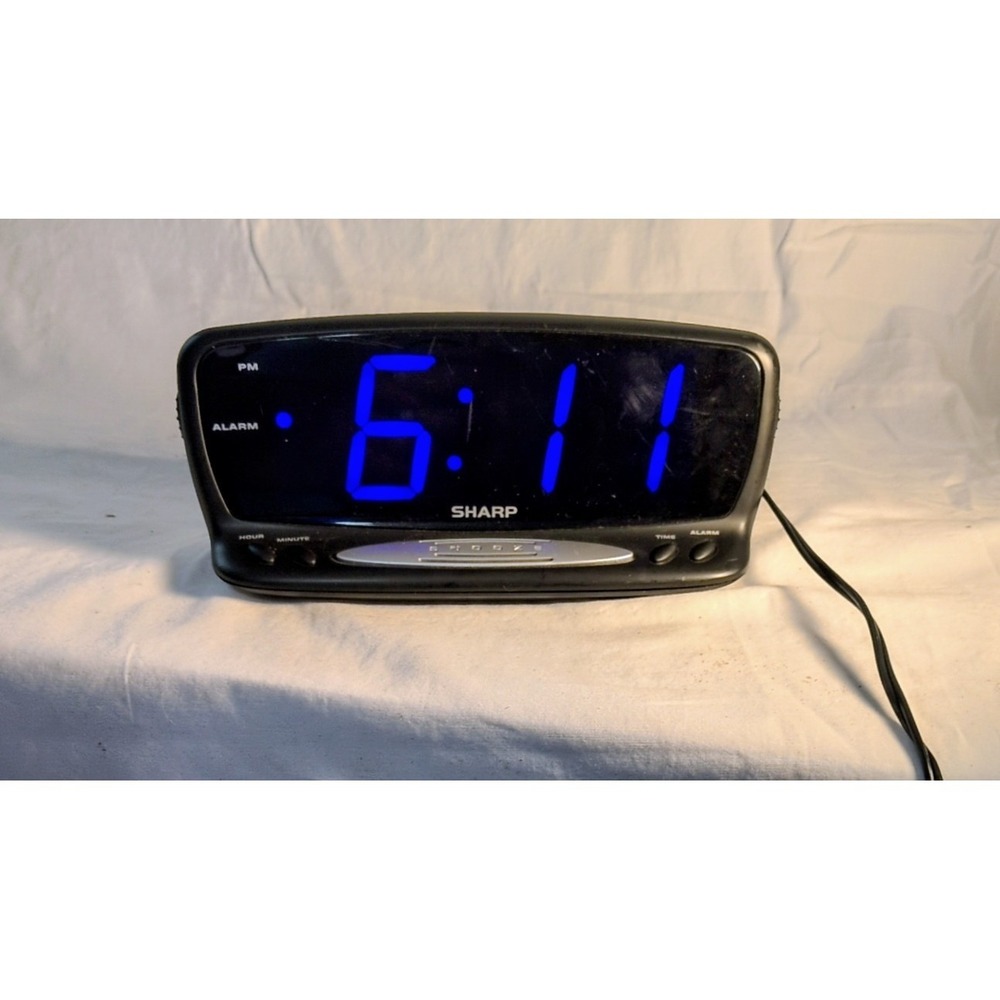 Sharp SPC1221XF Digital Alarm Clock Large Blue LED Display Black Tested Working